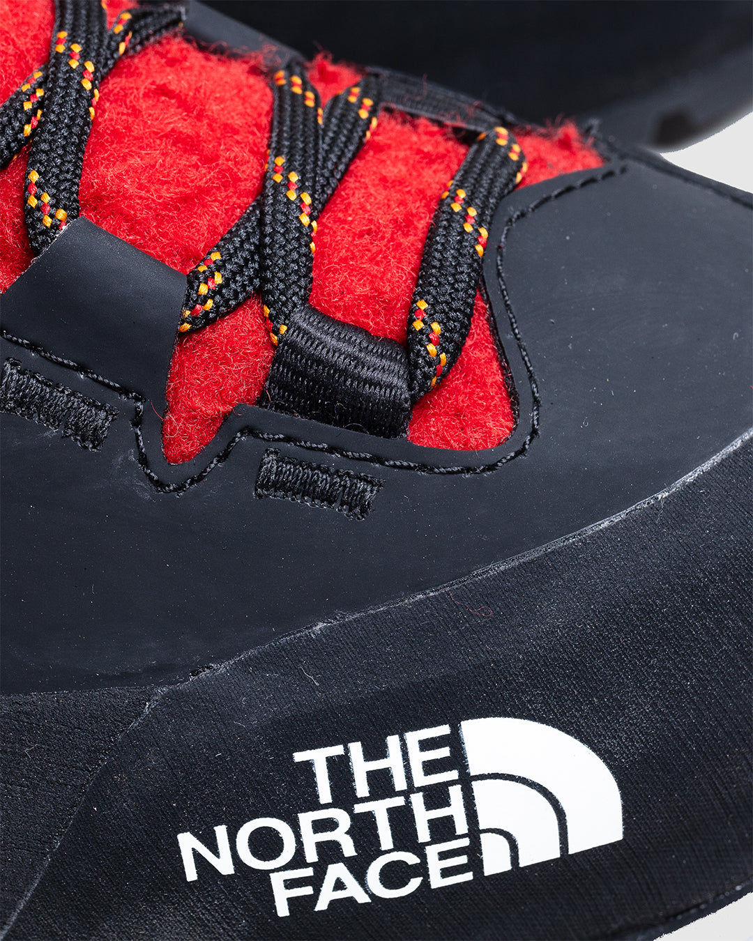 Verto Alpine GORE-TEX Casentino TNF BLK / RED