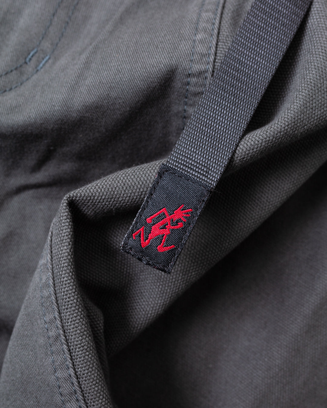 Gadget Short Smokey Grey