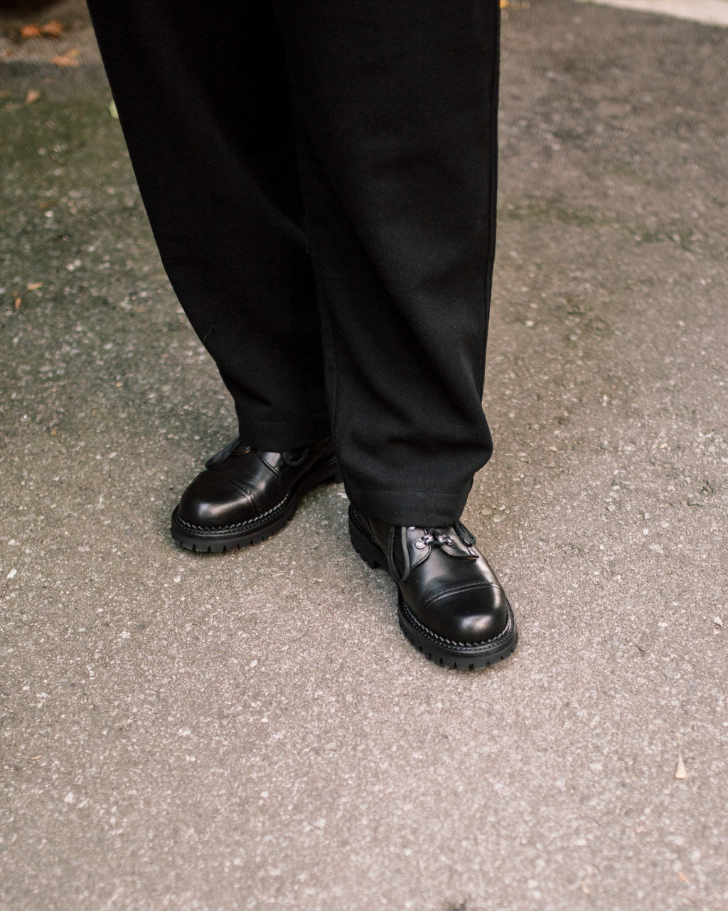 Lydon GW Black x SG Black