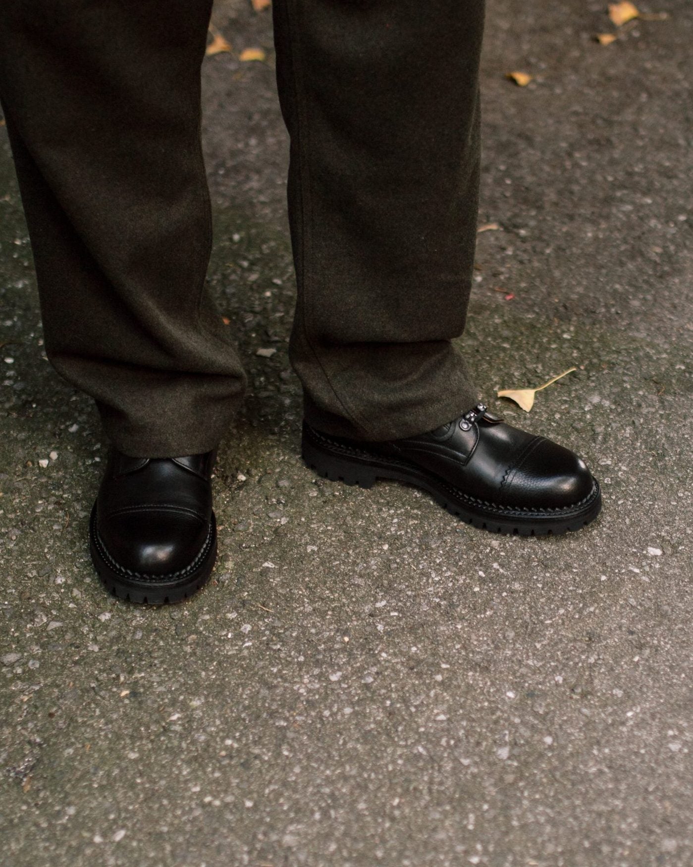 Lydon GW Black x SG Black