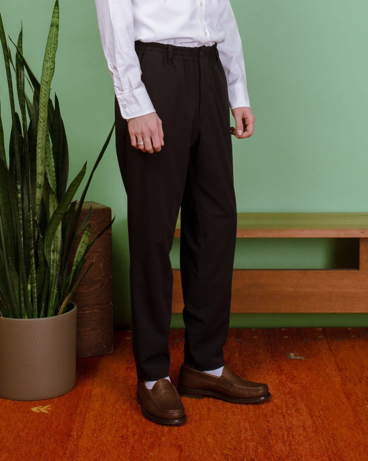 Twill Tapered Loose Fit Pants - Navy