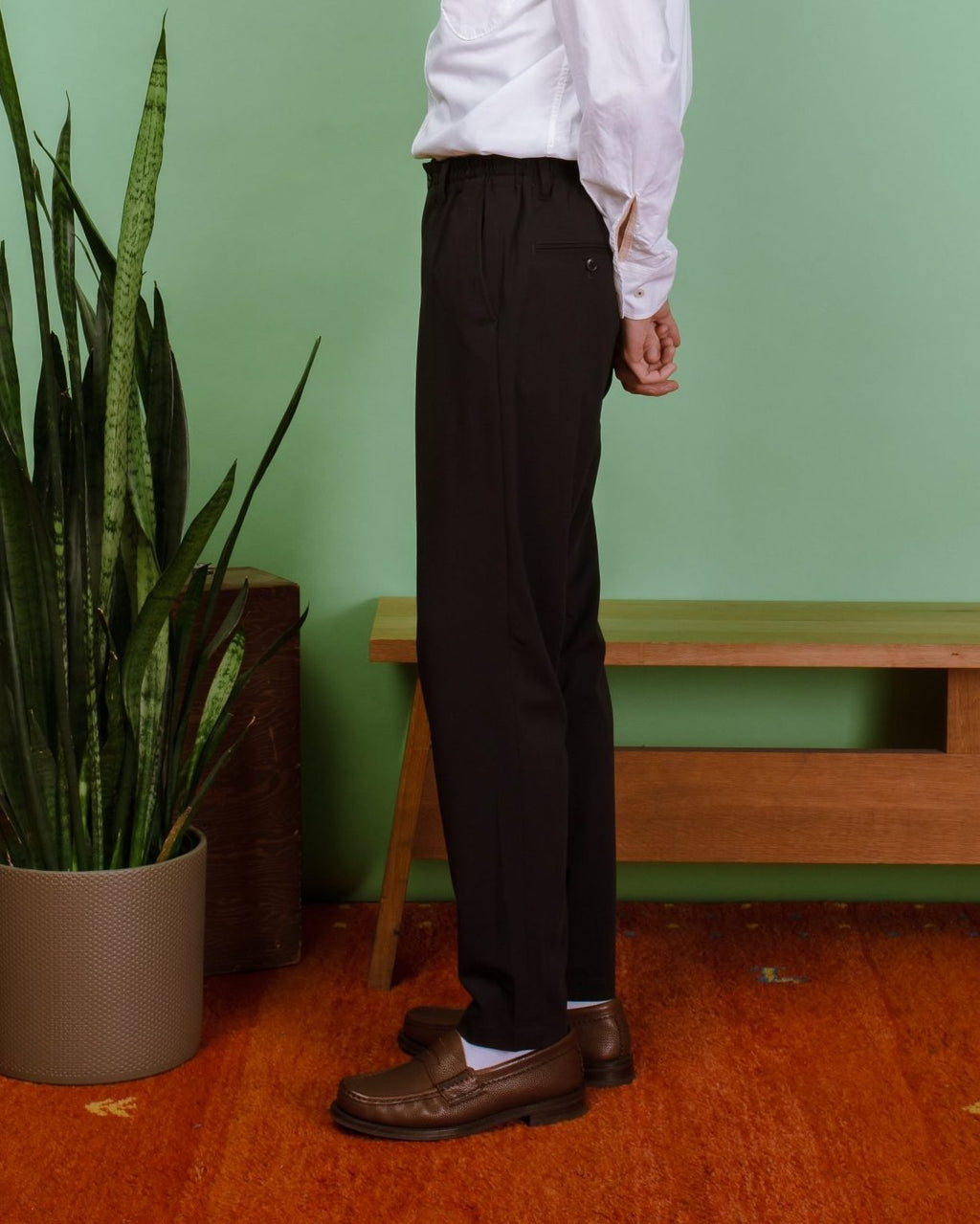 Twill Tapered Loose Fit Pants - Black