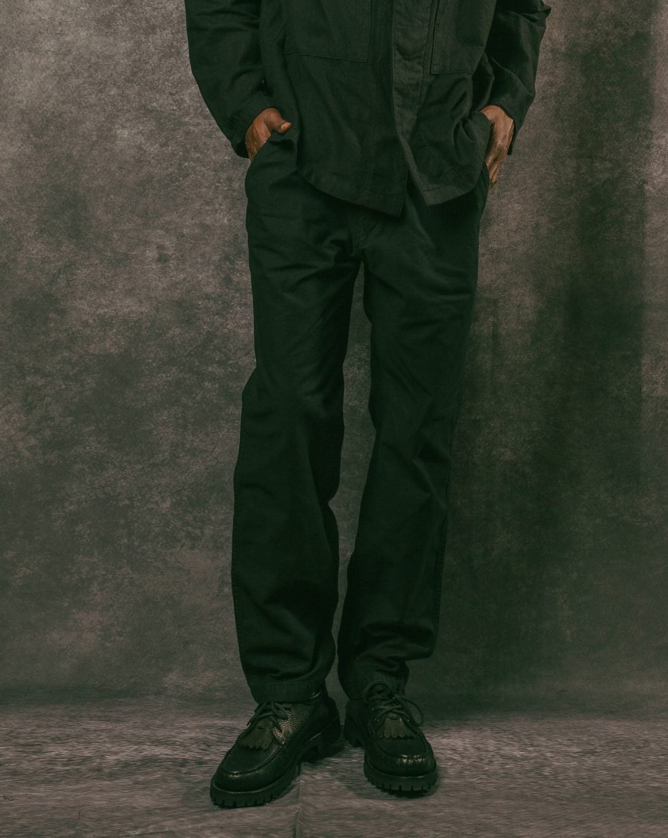 Twill Stretch Tapered Easy Pants - Black