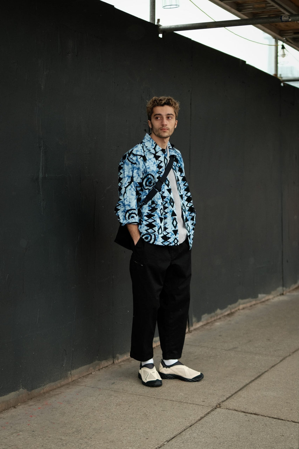 Hunting Shirt Skull & Target Batik Print