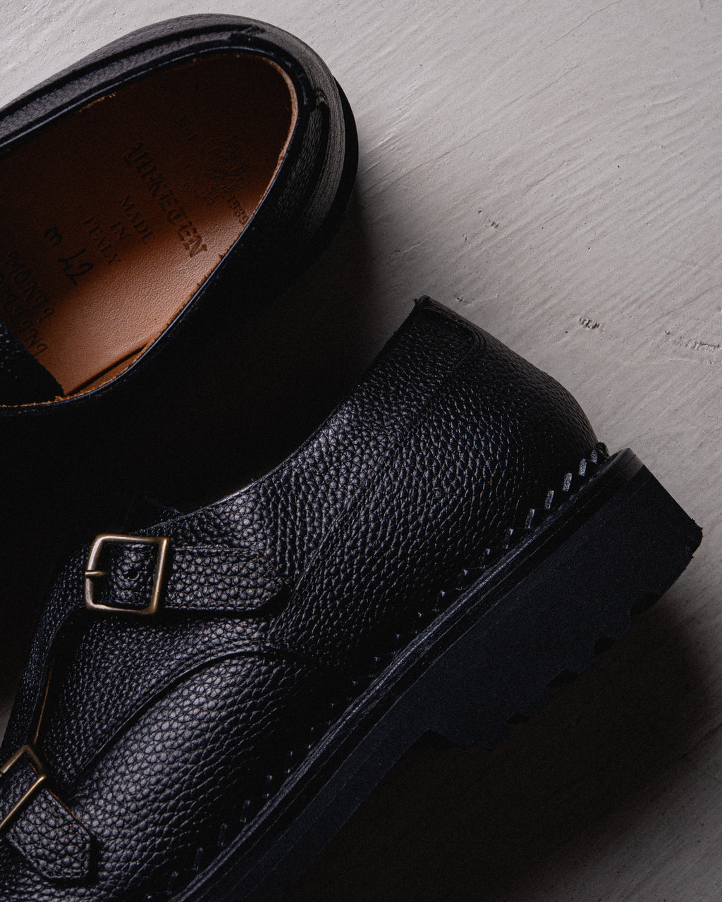 Double Monk Strap T Pale Black