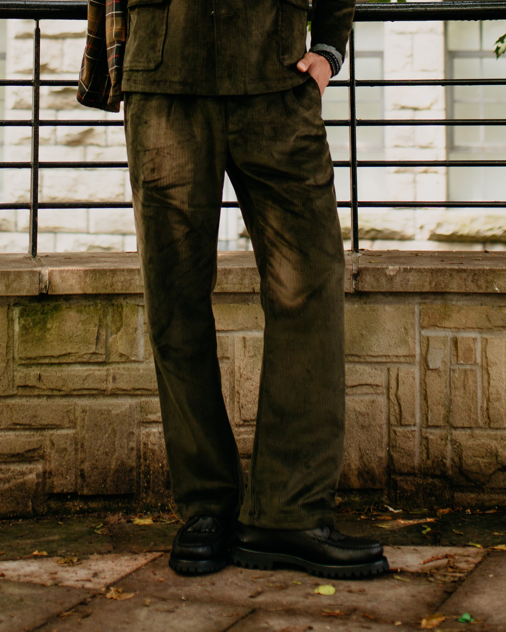 Spectacular Air Trousers Super Velvet TBM Green