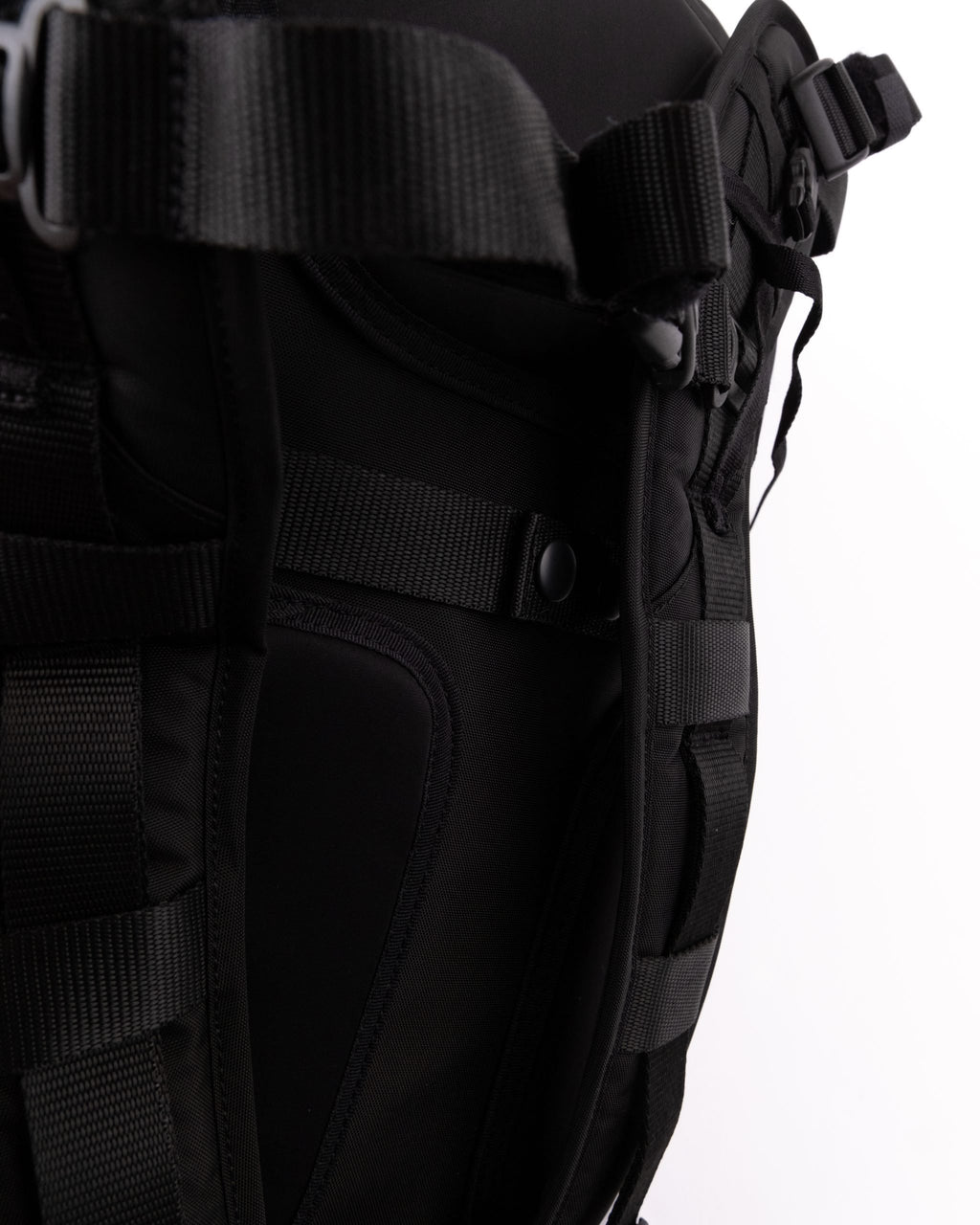 420 re/cor Travel Backpack - Black