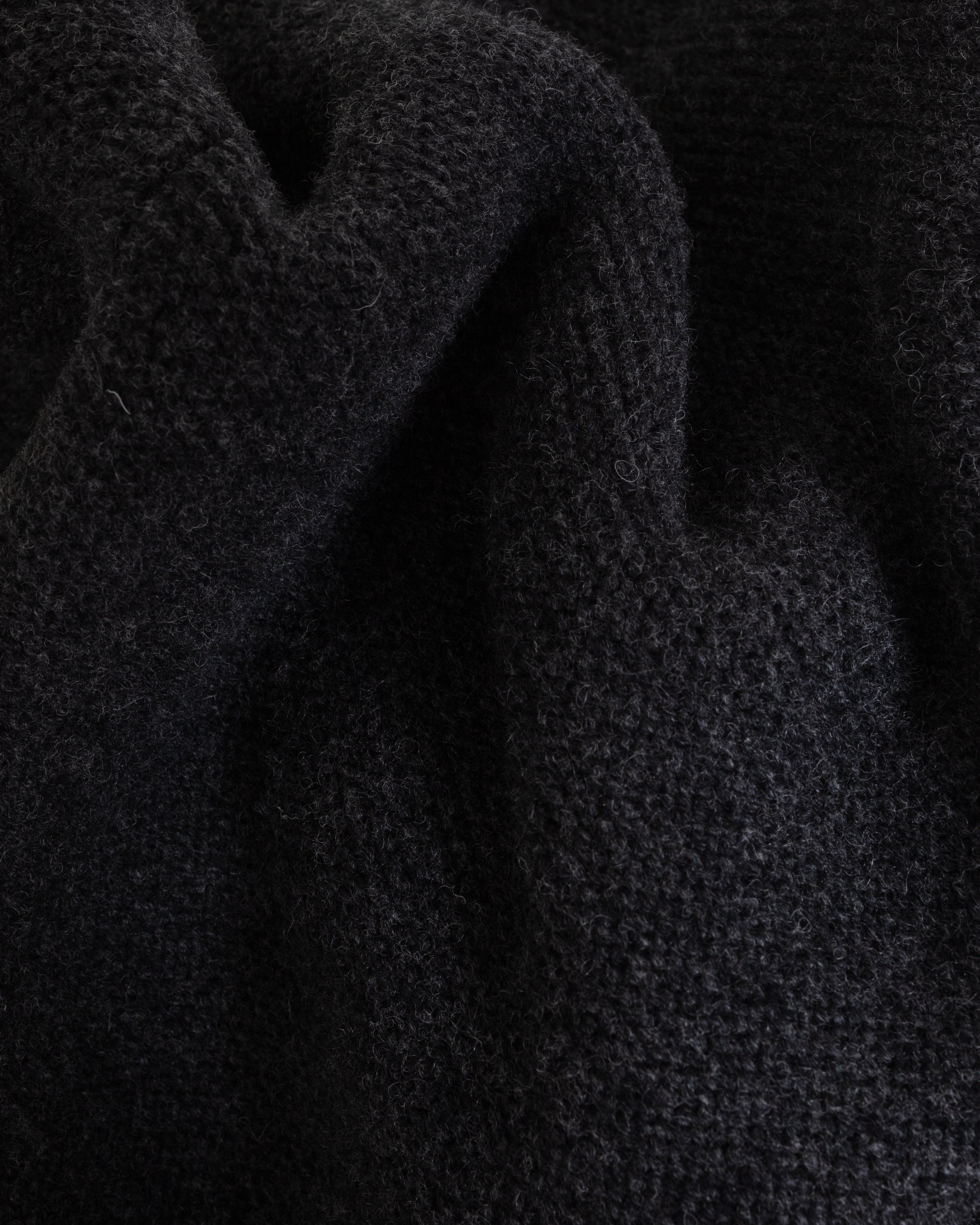 Raglan Link Sweater Charcoal