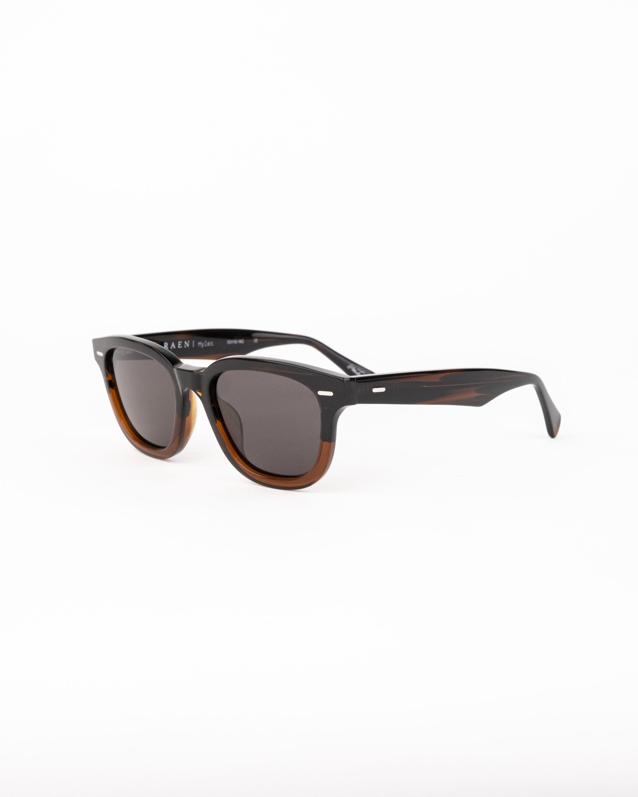 Myles 50 - Sierra/ Smoke