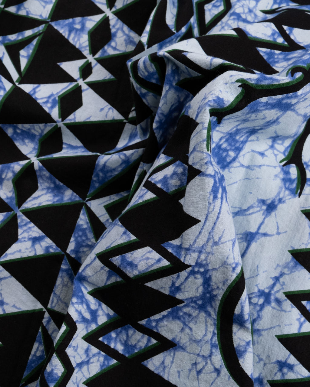 Hunting Shirt Skull & Target Batik Print