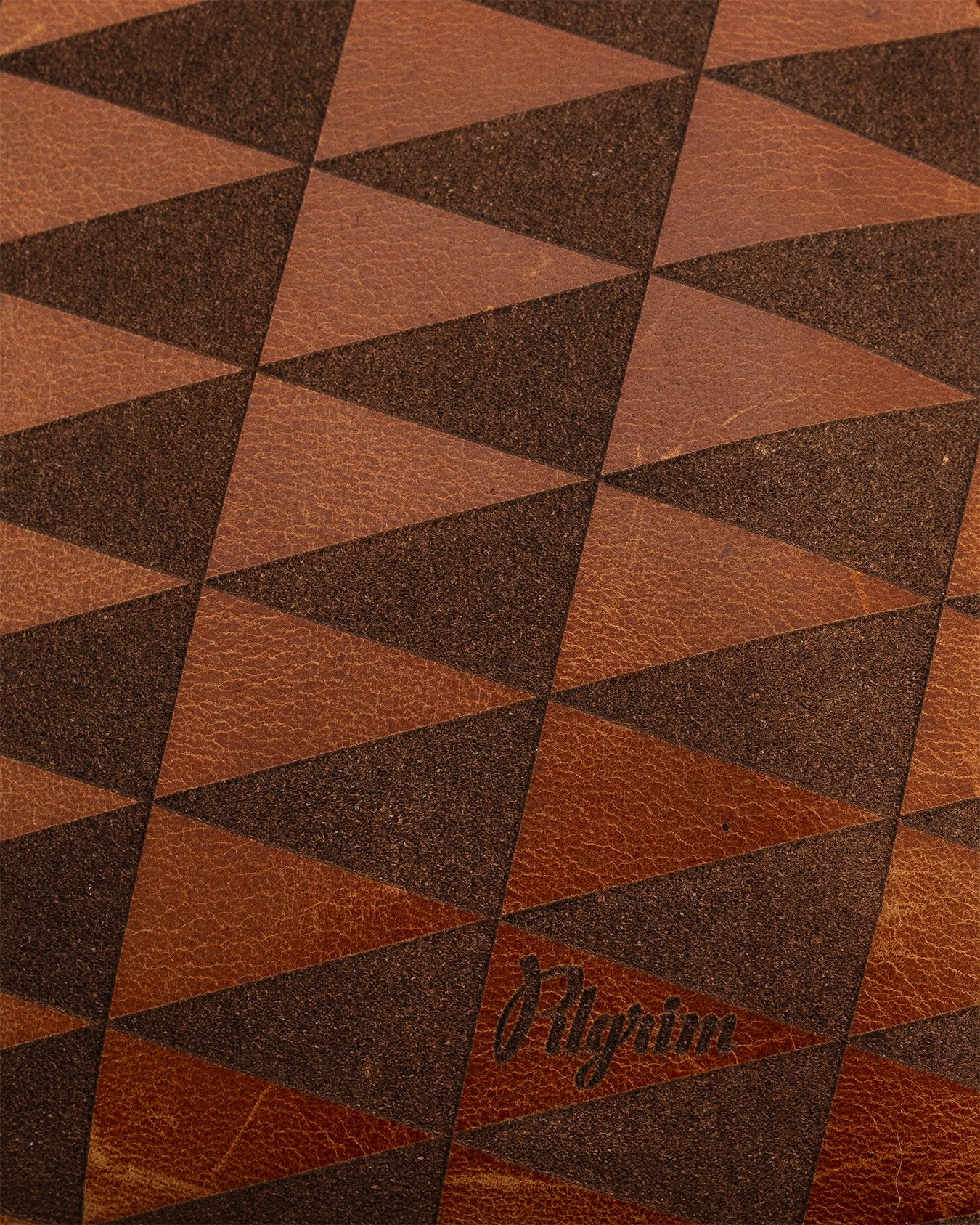 Pennant Wallet - Camel