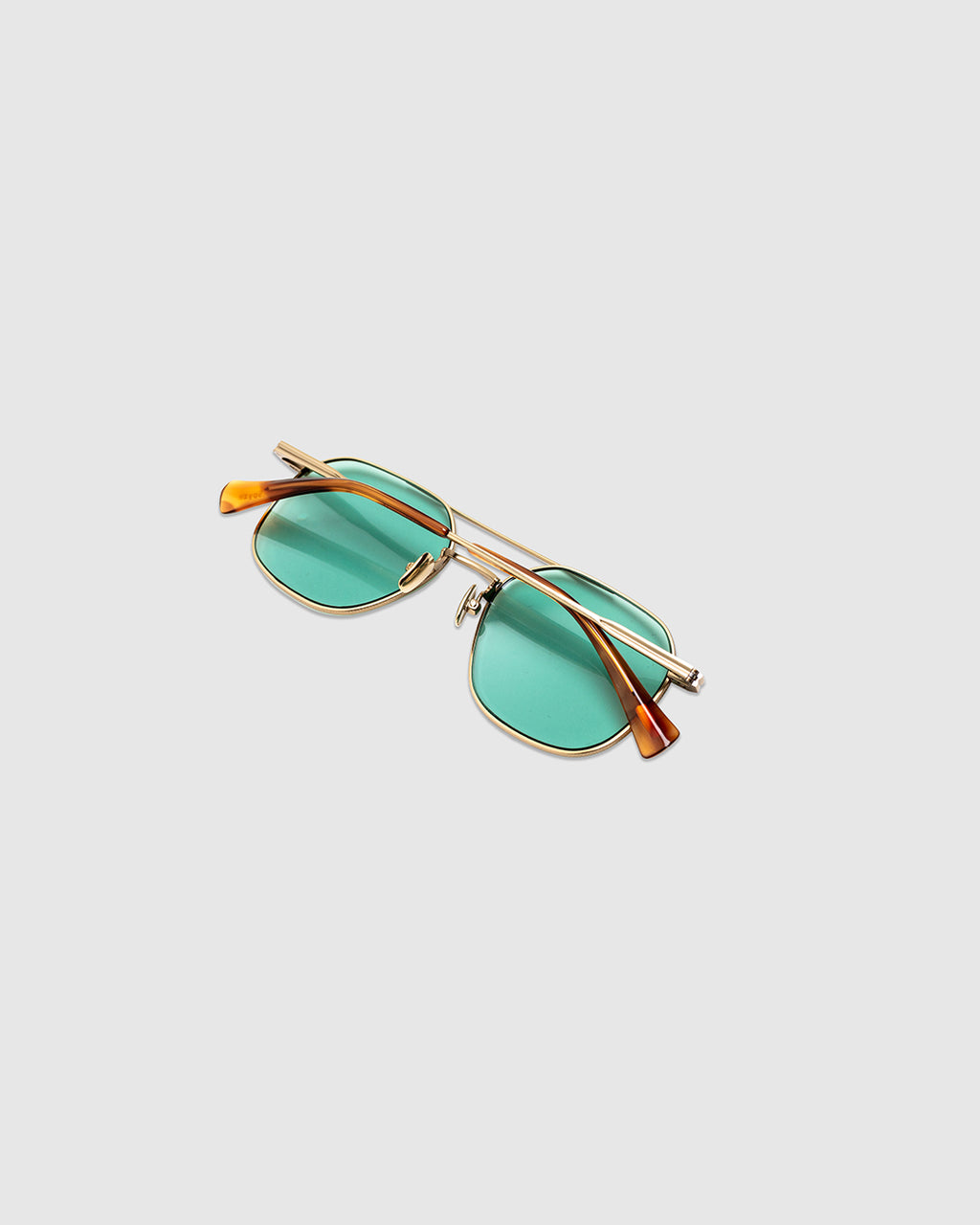 Spyre 54 - Satin Japanese Gold/Moonmist