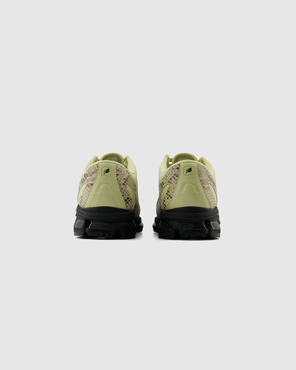 U18907P8 Morel / Black