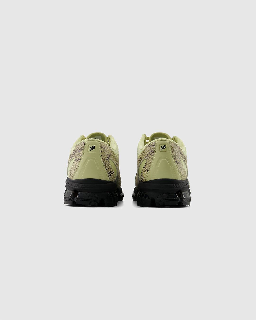 U18907P8 Morel / Black