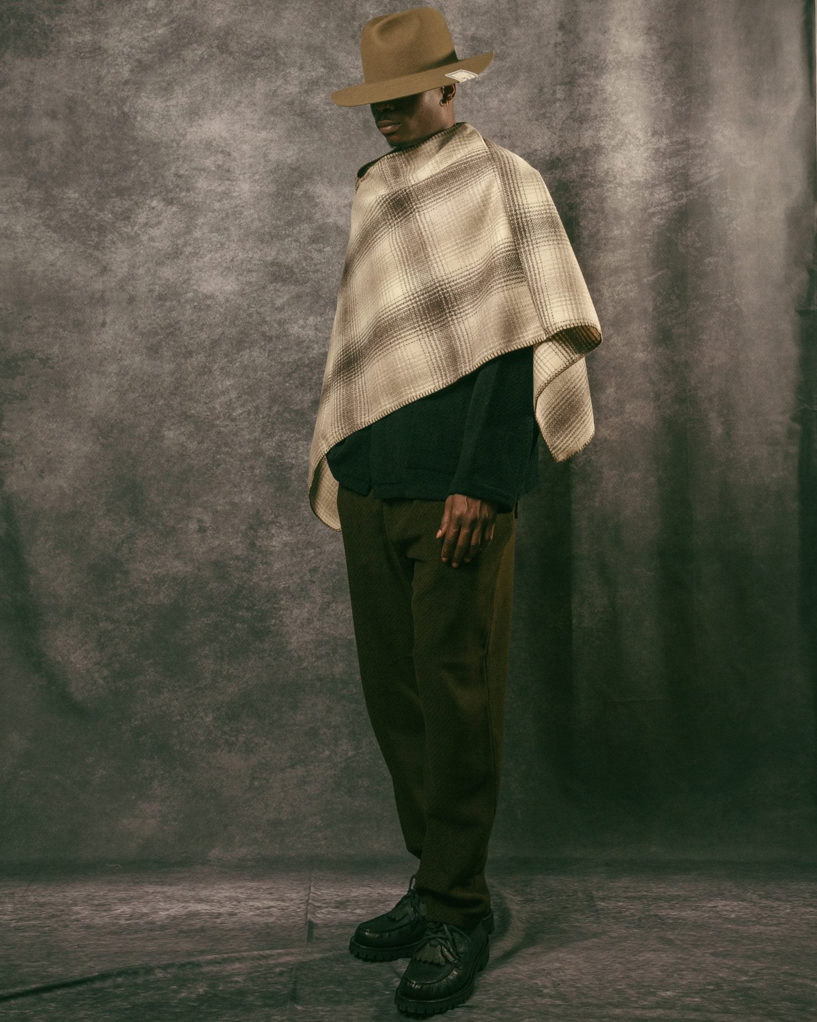 Eastwood Wool Poncho Beige Wool Check - CAMO