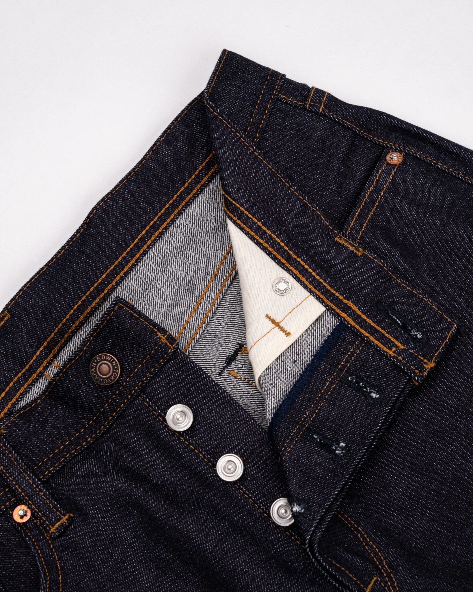 Akita Taper Fit Premium Selvedge Dry - EDWIN MIJ