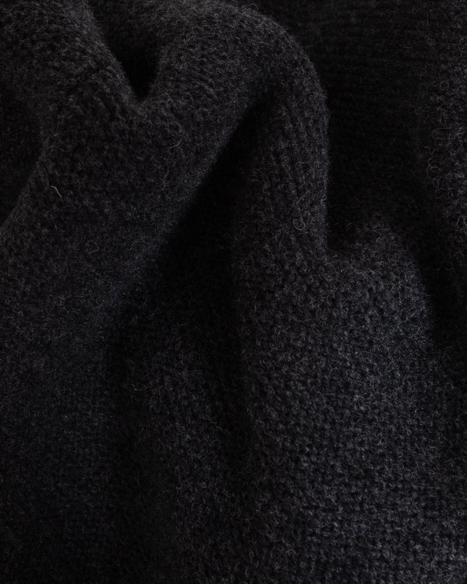 Raglan Link Sweater Charcoal - LADY WHITE CO.