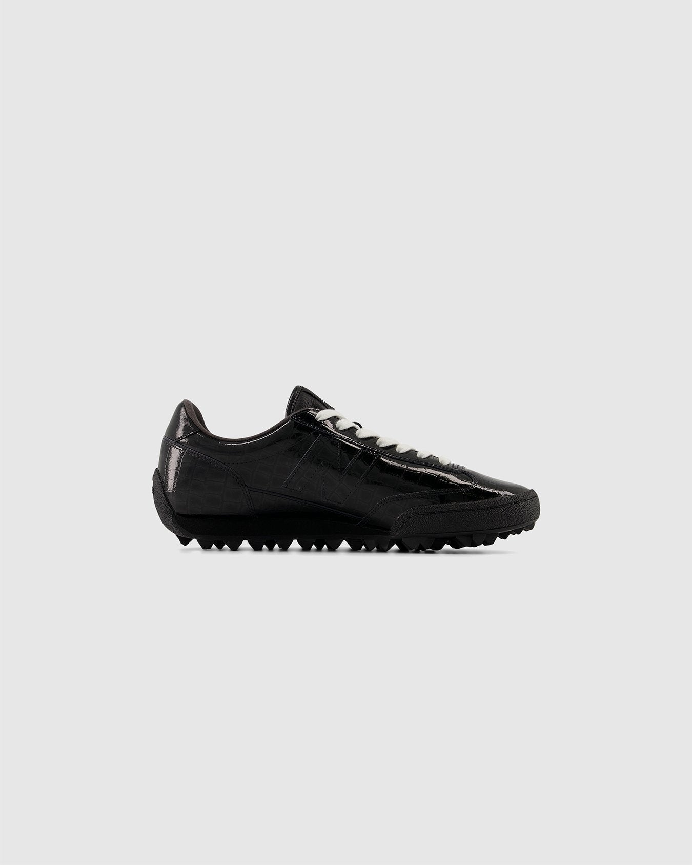 Gator GTR Patent Leather UGTR2SV Black - NEW BALANCE