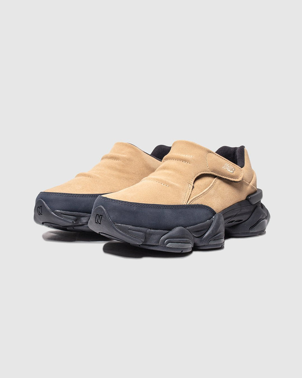 U8040UOG - Beige/ Sandstone - NEW BALANCE
