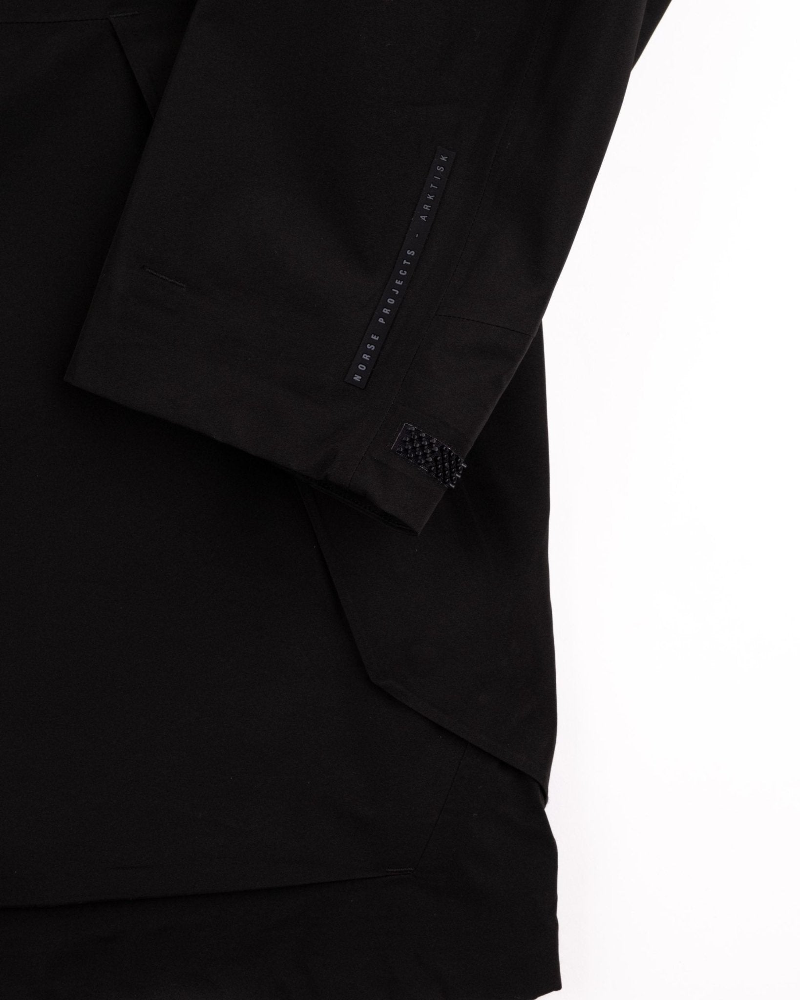 Hooded Parka Gore-Tex 3L Shell - Black - NORSE PROJECTS