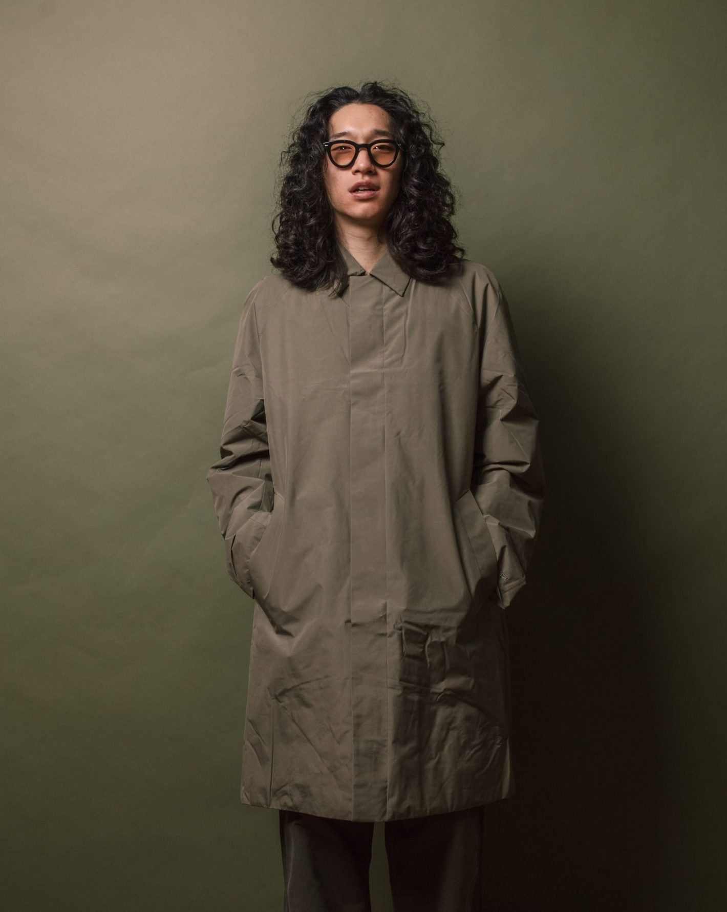 Vargo Gore-Tex Windstopper Raglan Mac - Sediment Green - NORSE PROJECTS