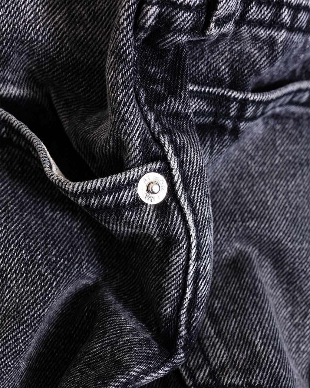 105 90s Black Denim Stone Black