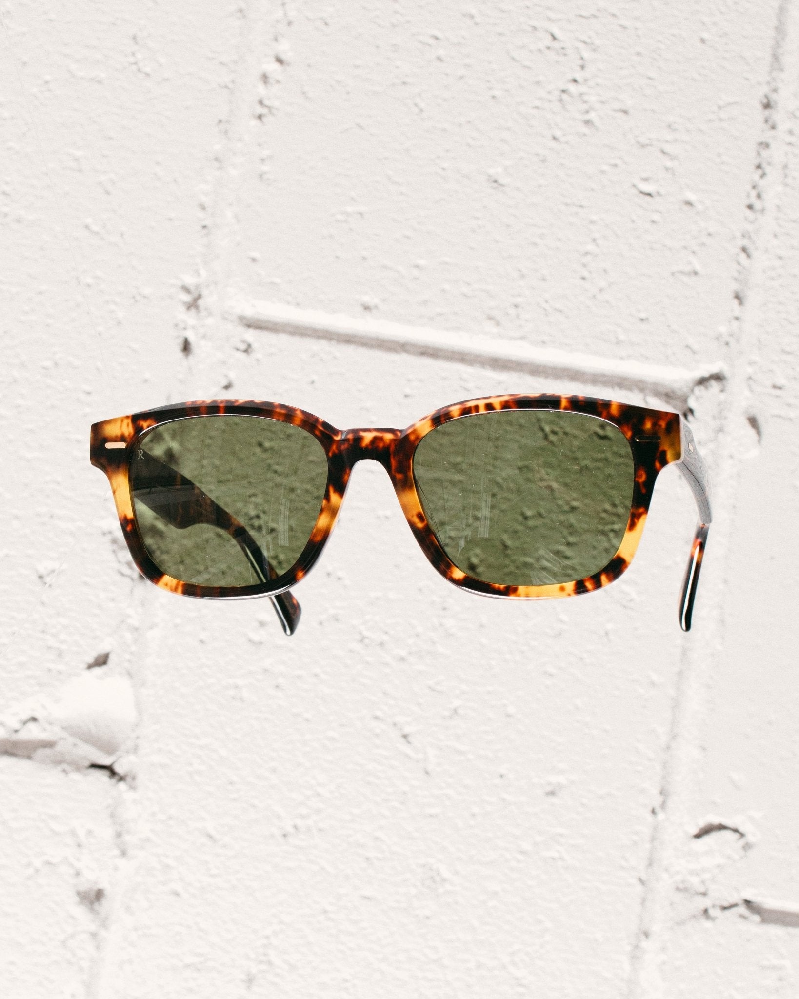 Carby 53 - Ristretto Tortoise/Bottle Green - RAEN