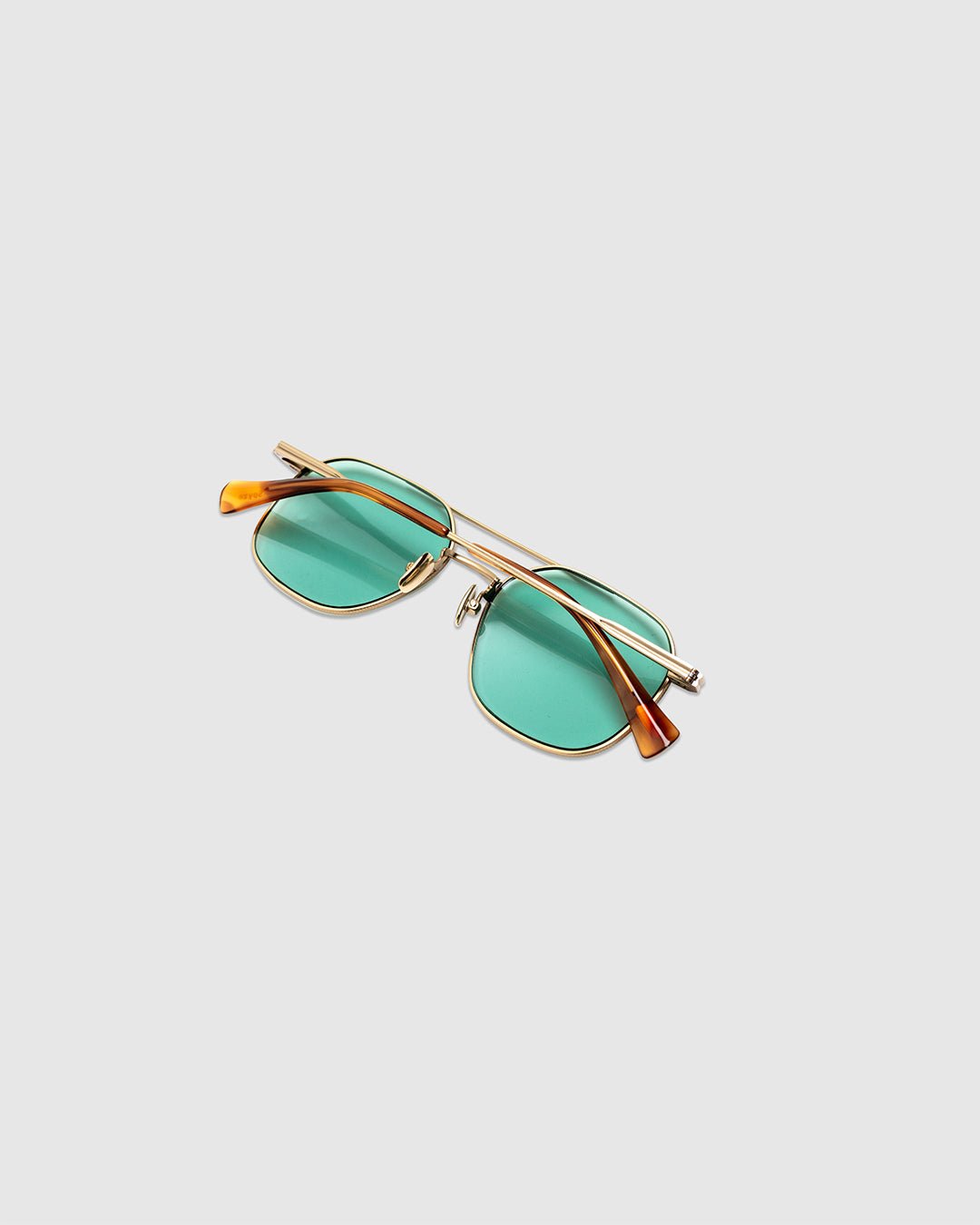 Spyre 54 - Satin Japanese Gold/Moonmist - RAEN