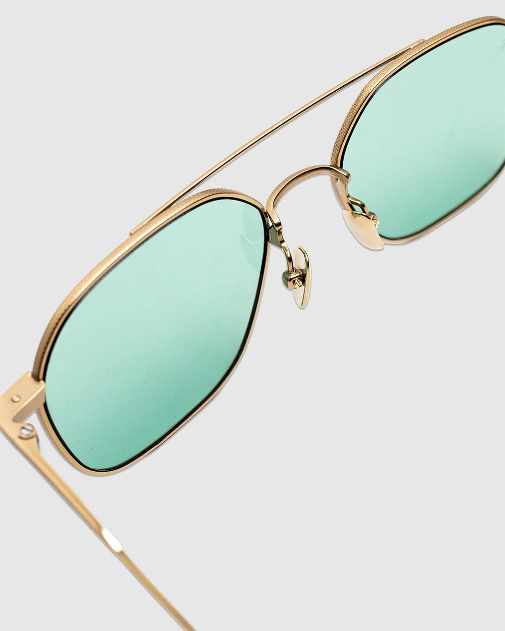 Spyre 54 - Satin Japanese Gold/Moonmist - RAEN