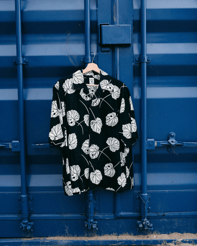 Open Collar Shirt Leaf Navy - SOUTH2 WEST8