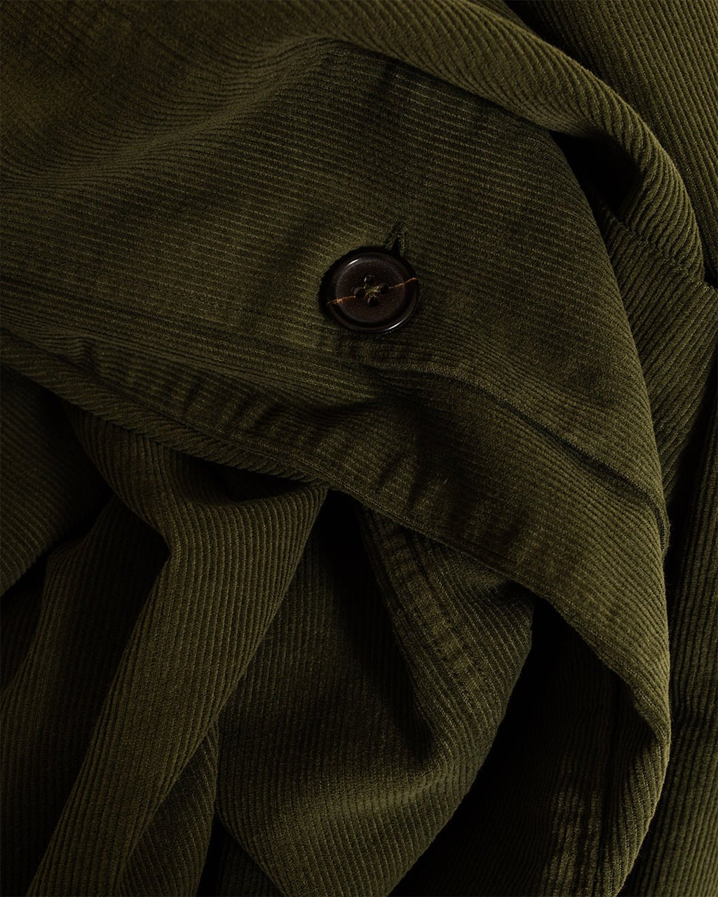 Bakers Overshirt Fine Cord Olive - UNIVERSAL WORKS
