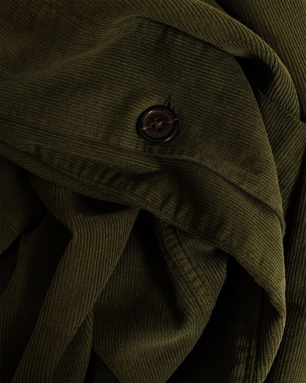 Bakers Overshirt Fine Cord Olive - UNIVERSAL WORKS