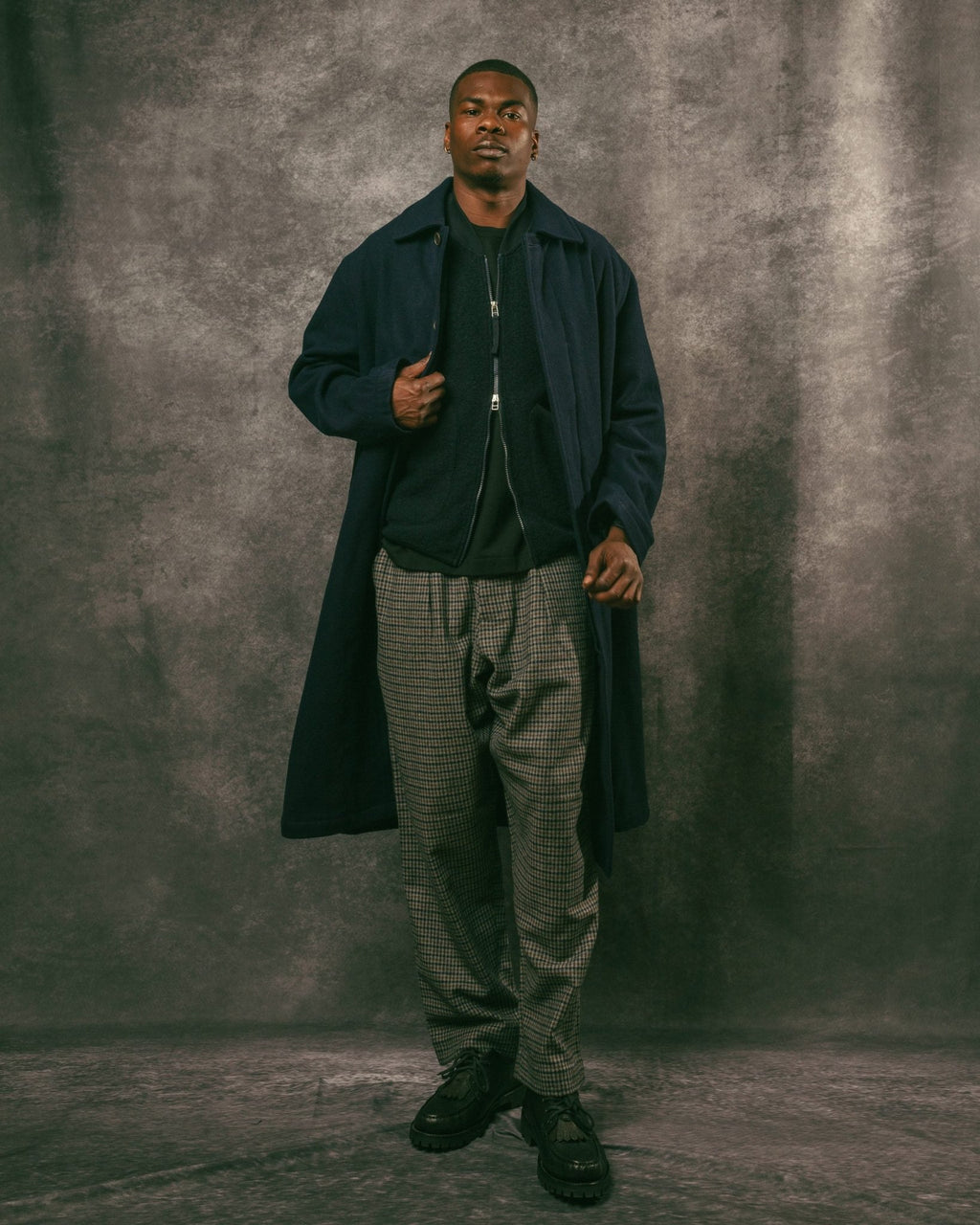 Mac Coat Navy Mowbray - UNIVERSAL WORKS