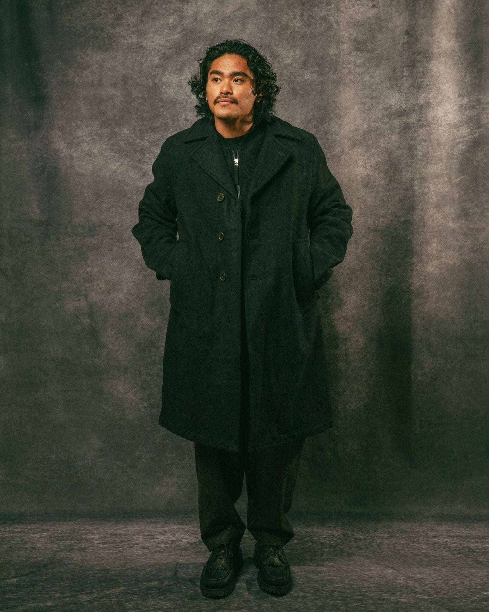 Manhattan Coat Black Mowbray - UNIVERSAL WORKS