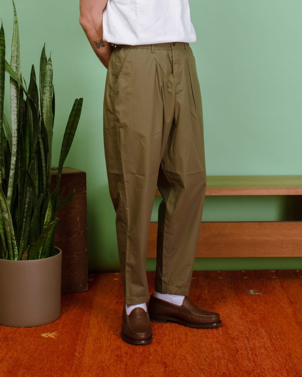 Pleated Track Pant Recycled Poly Tech - Olive - UNIVERSAL WORKS