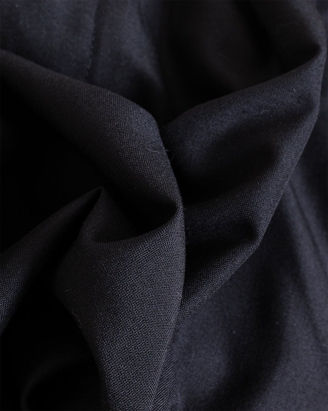 Pleated Track Pant Tropical Suiting Black - UNIVERSAL WORKS
