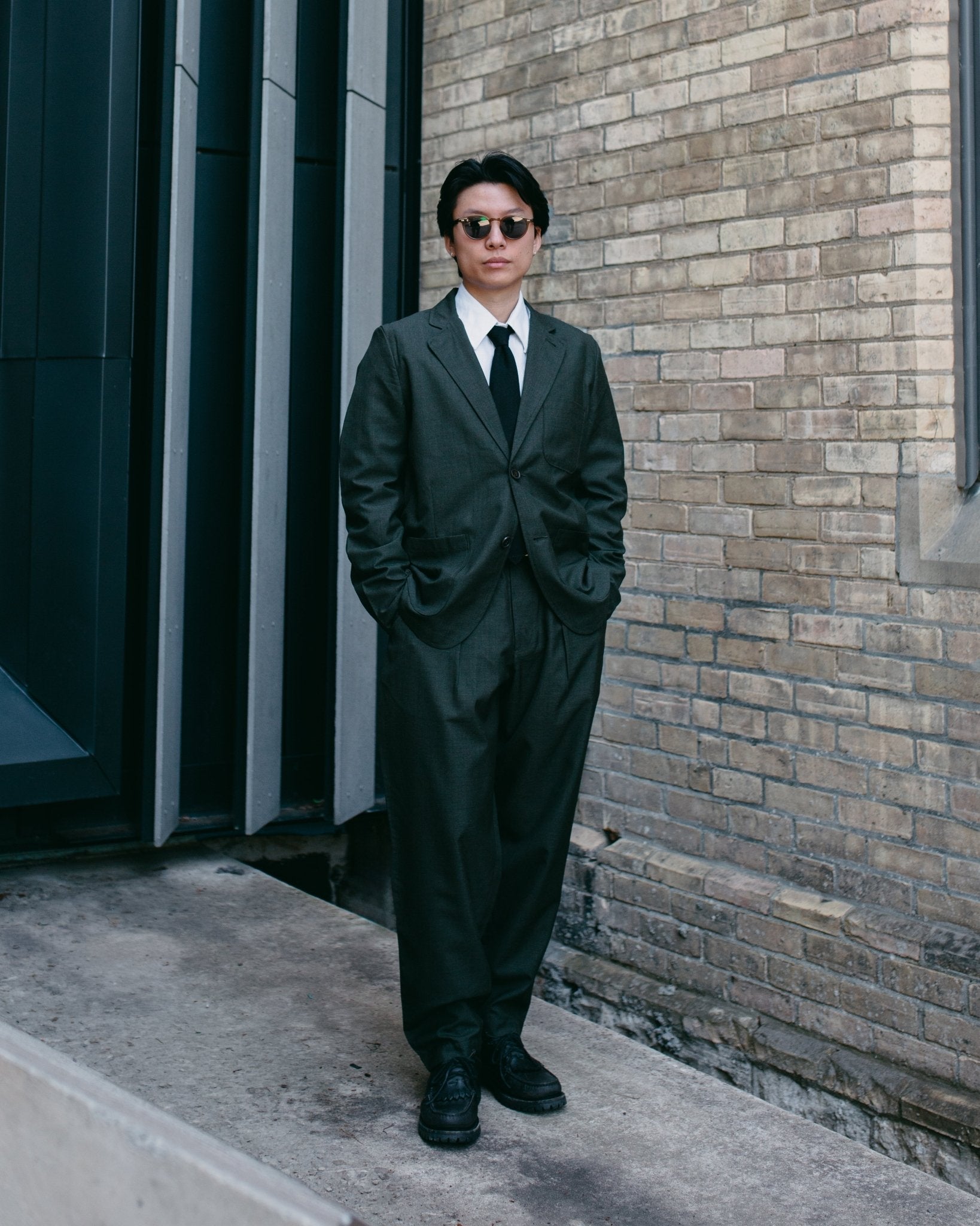 Pleated Track Pant Tropical Suiting Olive Marl - UNIVERSAL WORKS