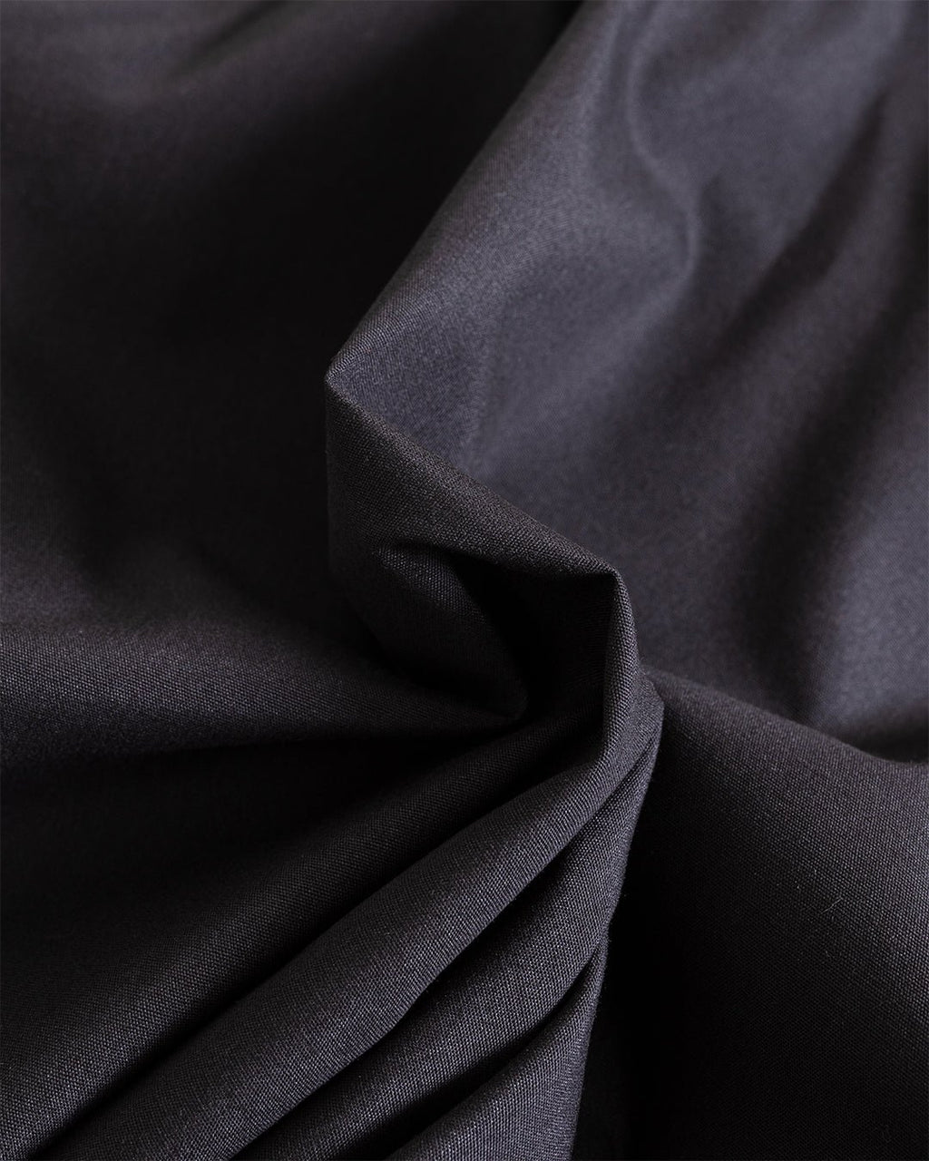 Pleated Track Short Poly Tech Black - UNIVERSAL WORKS