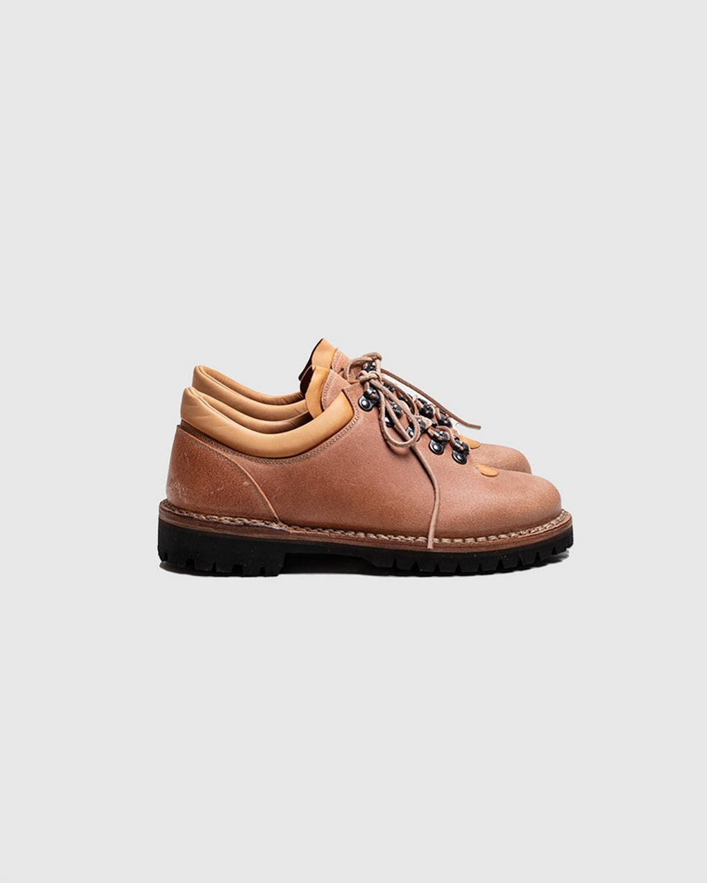 Mt. Fiore w/ Cortina Sole Vacchetta Natural Reverse - YUKETEN