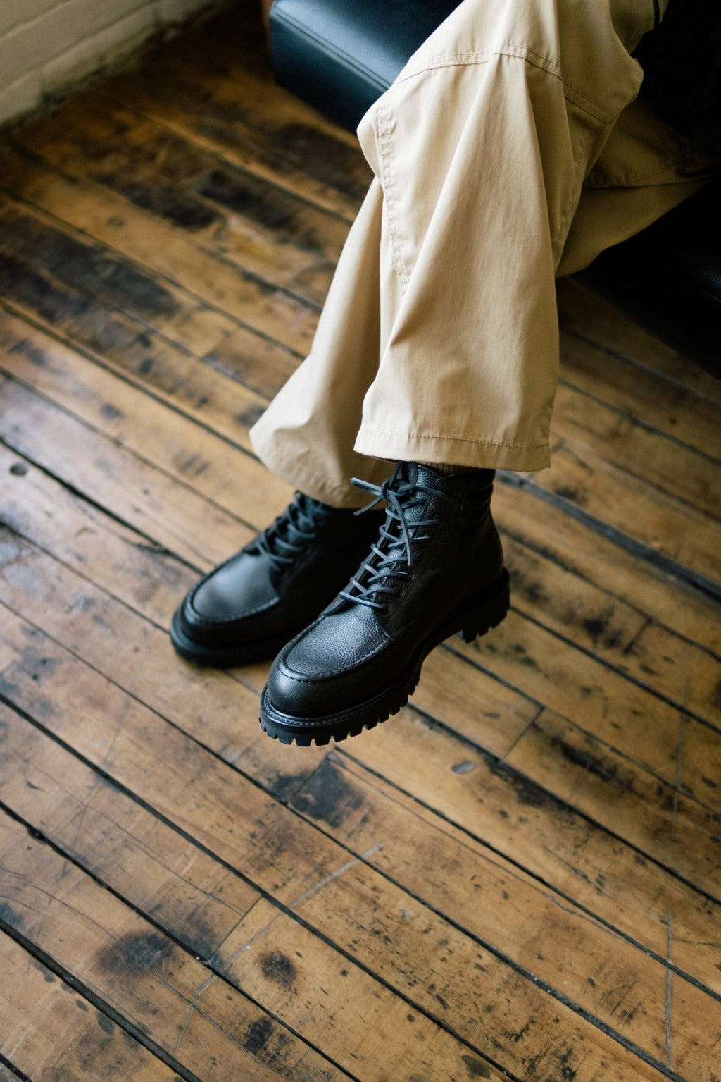 Salvia Boot - Tosca Pale Black - YUKETEN